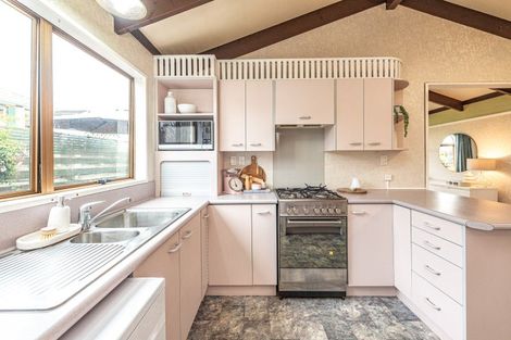 Photo of property in 99 Fitzherbert Avenue, Tawhero, Whanganui, 4501