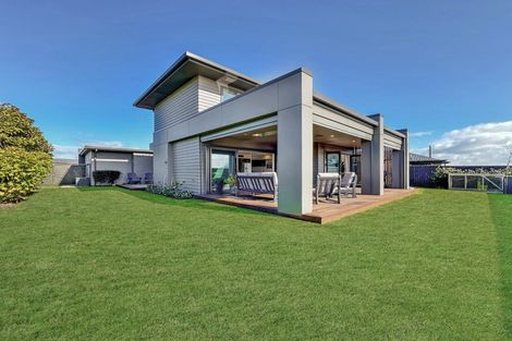 Photo of property in 3 Raupo Crescent, Wharewaka, Taupo, 3330