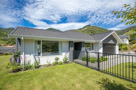 Photo of property in 1 Bristol Lane, Atawhai, Nelson, 7010