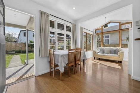 Photo of property in 16 Gorrie Street, Nelson South, Nelson, 7010