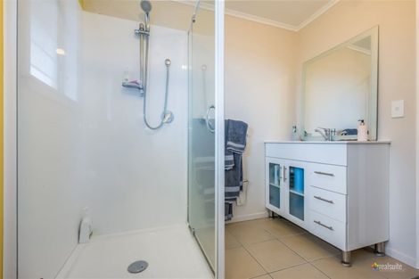 Photo of property in 18 Major Drive, Kelson, Lower Hutt, 5010