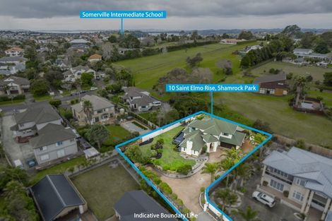 Photo of property in 10 St Elmo Rise, Shamrock Park, Auckland, 2016
