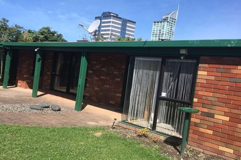 Photo of property in 1/4 Lomond Street, Takapuna, Auckland, 0622