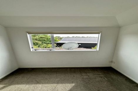 Photo of property in 2/13 Markham Place, Bucklands Beach, Auckland, 2012