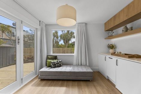 Photo of property in 19 West Avenue, Saint Clair, Dunedin, 9012