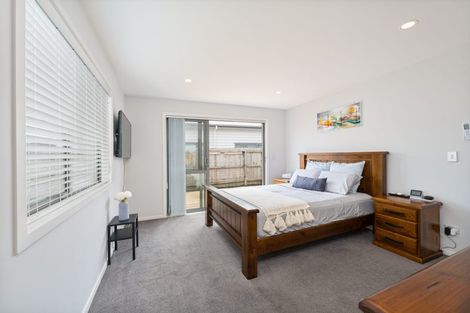 Photo of property in 24 Tarras Road, Kumeu, 0810