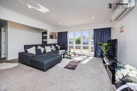 Photo of property in 10 Gainsborough Street, Manurewa, Auckland, 2102