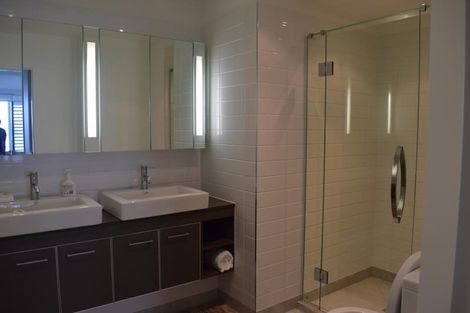 Photo of property in 301/7 Humber Street, Pandora, Napier, 4110