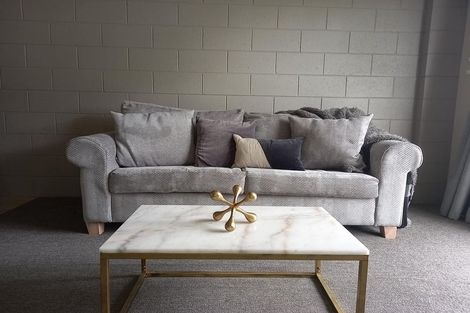 Photo of property in 10 Clendon Court, Roslyn, Palmerston North, 4414