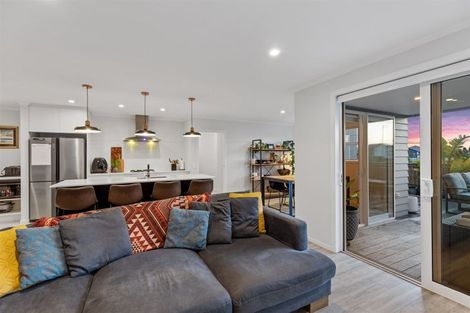 Photo of property in 17 Parkside Mews, Papamoa, 3118