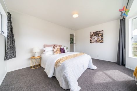 Photo of property in 335 Wellington Road, Wainuiomata, Lower Hutt, 5014