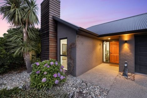 Photo of property in 28 Hope Avenue, Lake Hayes, Queenstown, 9304