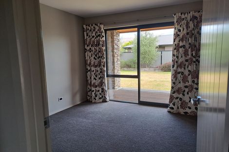 Photo of property in 10 Elizabeth Place, Clyde, 9330