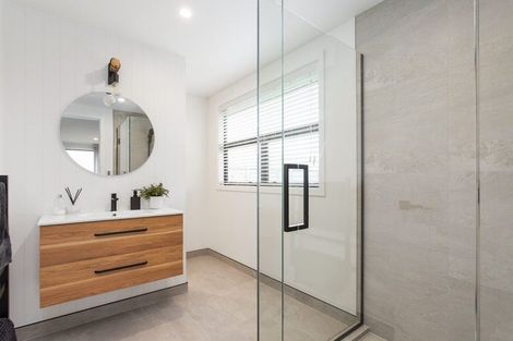 Photo of property in 4 Caro Lane, Cracroft, Christchurch, 8022