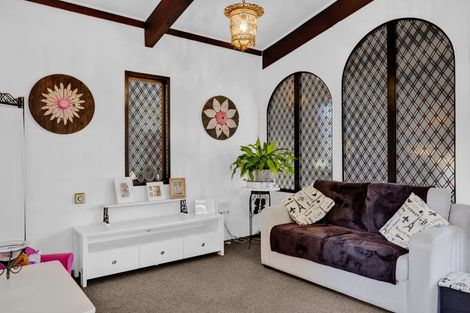 Photo of property in 15 Kowhai Street, Hawera, 4610