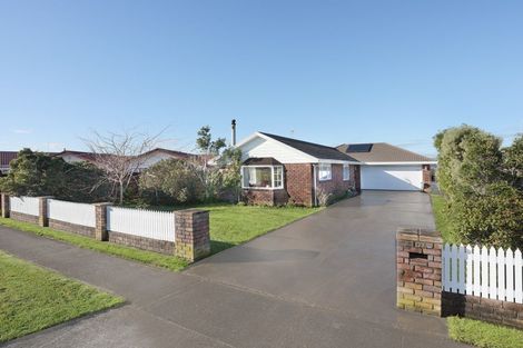Photo of property in 104 Kelvin Grove Road, Kelvin Grove, Palmerston North, 4414