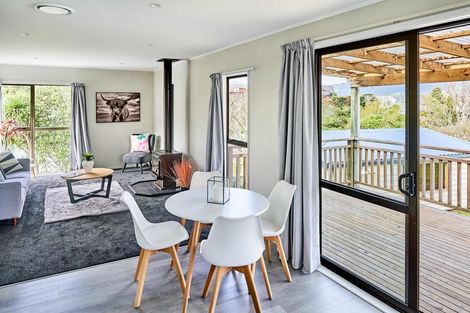 Photo of property in 2 Gainsborough Grove, Belmont, Lower Hutt, 5010