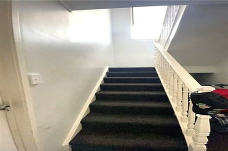 Photo of property in 35 Kirby Street, Glendene, Auckland, 0602