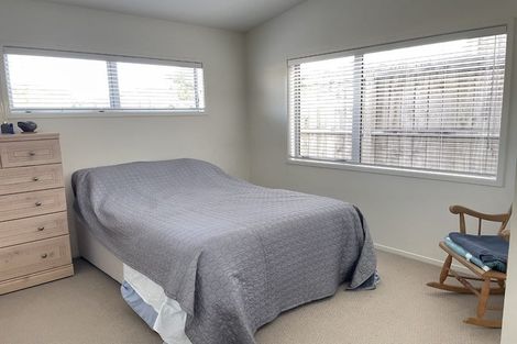 Photo of property in 57 Wellington Street, Howick, Auckland, 2014