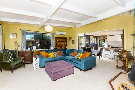 Photo of property in 6 Avian Road, Blue Mountains, Upper Hutt, 5371