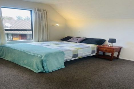 Photo of property in 1/35 Solway Avenue, Ilam, Christchurch, 8041