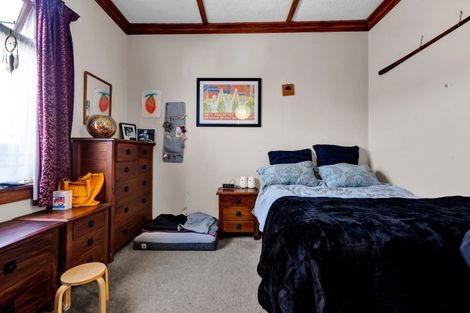 Photo of property in 72 Barrett Street, Westown, New Plymouth, 4310