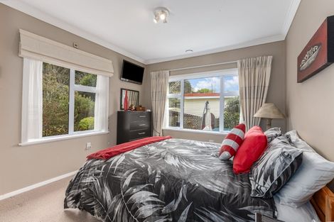 Photo of property in 351 Main Road, Tawa, Wellington, 5028