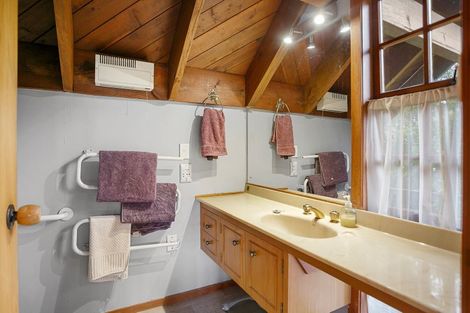 Photo of property in 261 Shakespeare Street, Leamington, Cambridge, 3432