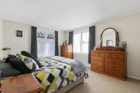 Photo of property in 60 Westminster Road, Wainuiomata, Lower Hutt, 5014