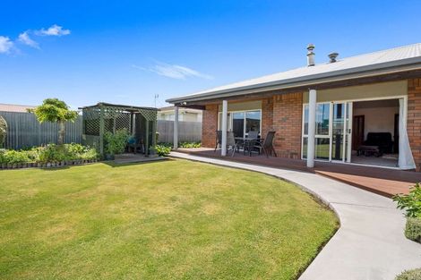 Photo of property in 761 Main North Road, Belfast, Christchurch, 8051