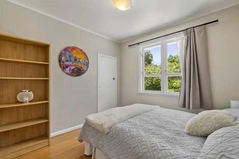 Photo of property in 1/24 Lyttelton Avenue, Forrest Hill, Auckland, 0620