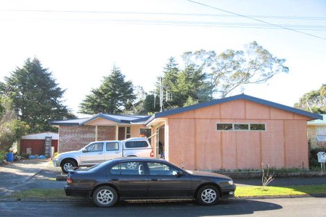 Photo of property in 13 Eton Drive, Hillcrest, Hamilton, 3216