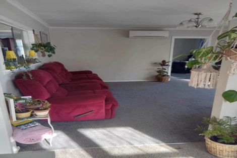 Photo of property in 24 Johnson Street, Milton, 9220