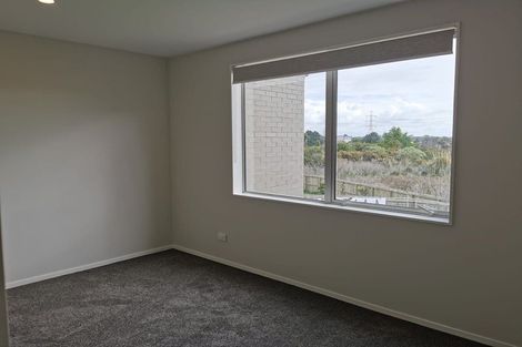 Photo of property in 9 Aeronautic Road, Takanini, 2112