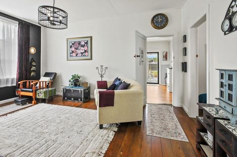 Photo of property in 9 Corbett Street, Paeroa, 3600