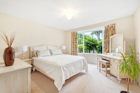 Photo of property in 5 Algie Place, Avonhead, Christchurch, 8042