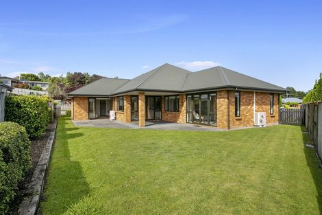 Photo of property in 17 Chesterton Drive, Leamington, Cambridge, 3432