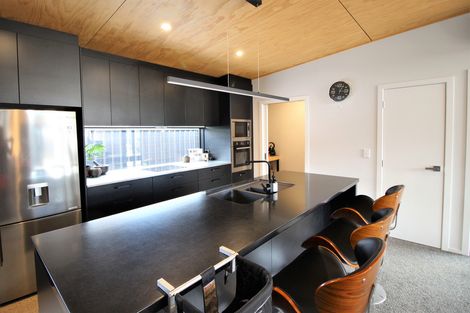 Photo of property in 74 Larch Crescent, Alexandra, 9320