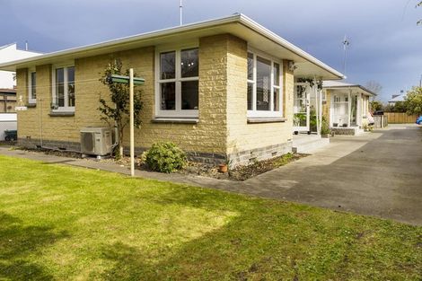 Photo of property in 202a Grove Road, Mayfair, Hastings, 4122