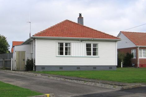 Photo of property in 30 Rangiora Avenue, Roslyn, Palmerston North, 4414