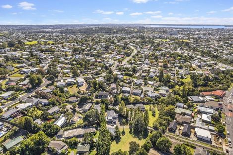 Photo of property in 9 Withers Road, Glen Eden, Auckland, 0602