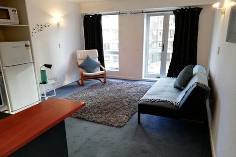 Photo of property in Terrace Heights Apartments, 3b/163 The Terrace, Wellington Central, Wellington, 6011