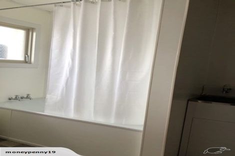 Photo of property in 12b Woodleigh Street, Frankleigh Park, New Plymouth, 4310