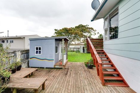 Photo of property in 2 Ashford Place, Havelock North, 4130