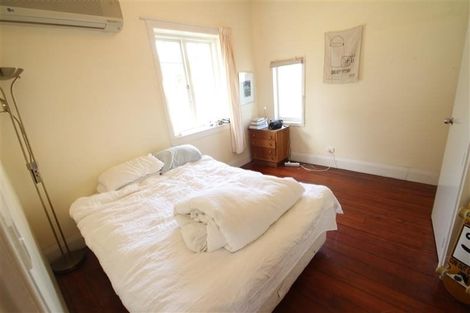 Photo of property in 25 Levonia Street, Morningside, Auckland, 1022