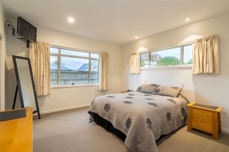 Photo of property in 8 Duxford Crescent, Fairfield, Dunedin, 9018