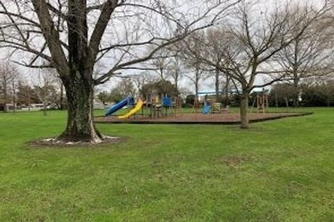 Photo of property in 21 Ballantyne Avenue, Upper Riccarton, Christchurch, 8041