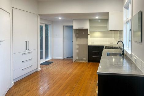 Photo of property in 1 Conway Street, Somerfield, Christchurch, 8024