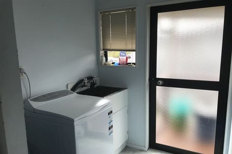 Photo of property in 12a Melrose Road East, Hillsborough, Auckland, 1042