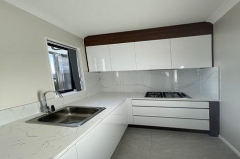 Photo of property in 10 Captain Rings Drive, Papakura, 2110